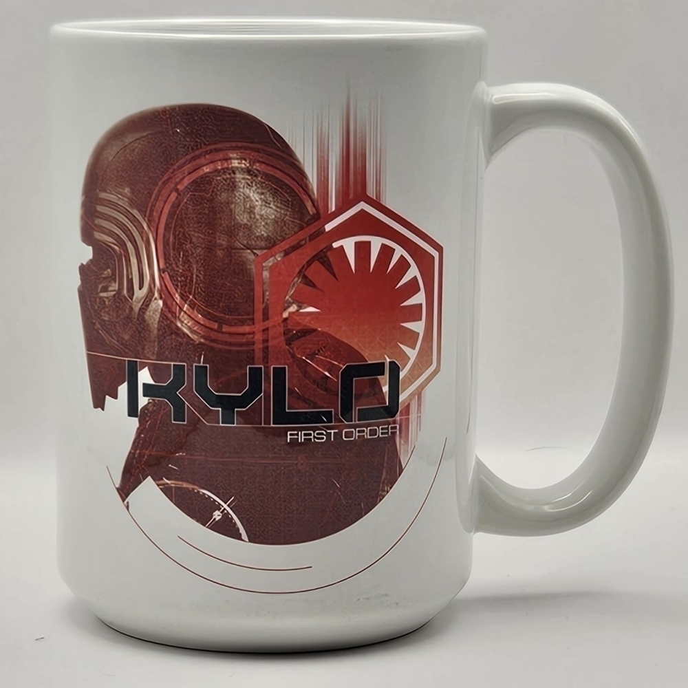 Star Wars Kylo Ren First Order 16 oz Ceramic Coffee Mug Disney Lucasfilm Collect
